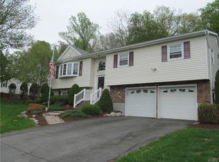 14 Virginia Ave, Monroe, NY 10950