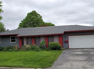 701 12th St, Perry, IA 50220