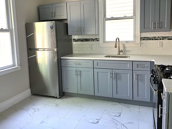 2nd image of 225 Corson Ave Floor 1