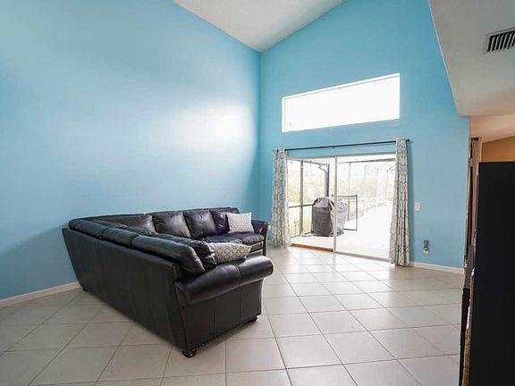 4th image of 7002 Chesapeake Cir