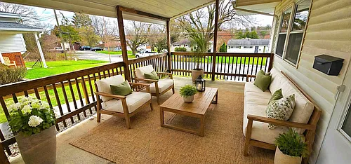 253 Hillside Cir Photo 1