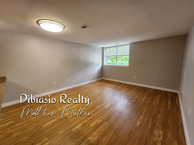 21 Pond St #2 — Photo 5