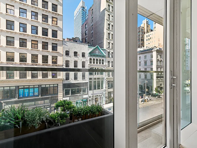 241 5th Ave #4B — Photo 4