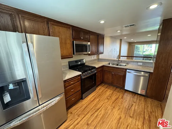 5624 Las Virgenes Rd Unit 19, Calabasas, CA 91302