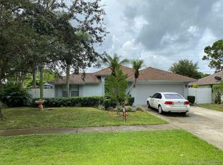 13521 Exotica Ln, Wellington, FL 33414