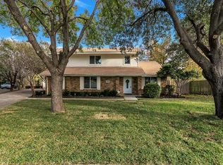 200 Flintridge Ct, Irving, TX 75038