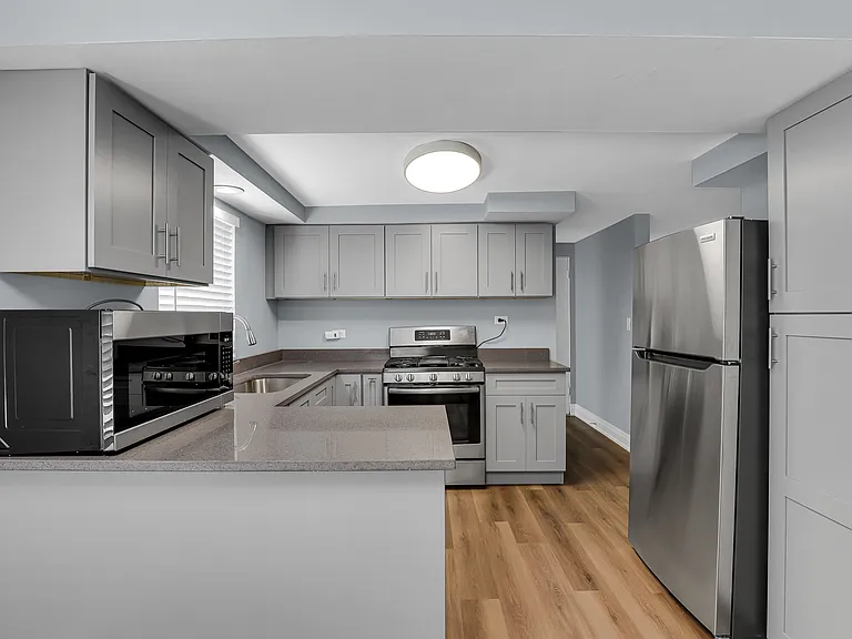 3725 N Harlem Ave #B — Photo 6