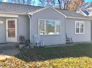 427 7th St, Syracuse, NE 68446