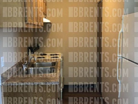 3rd image of 2 Hampshire Ct APT 11