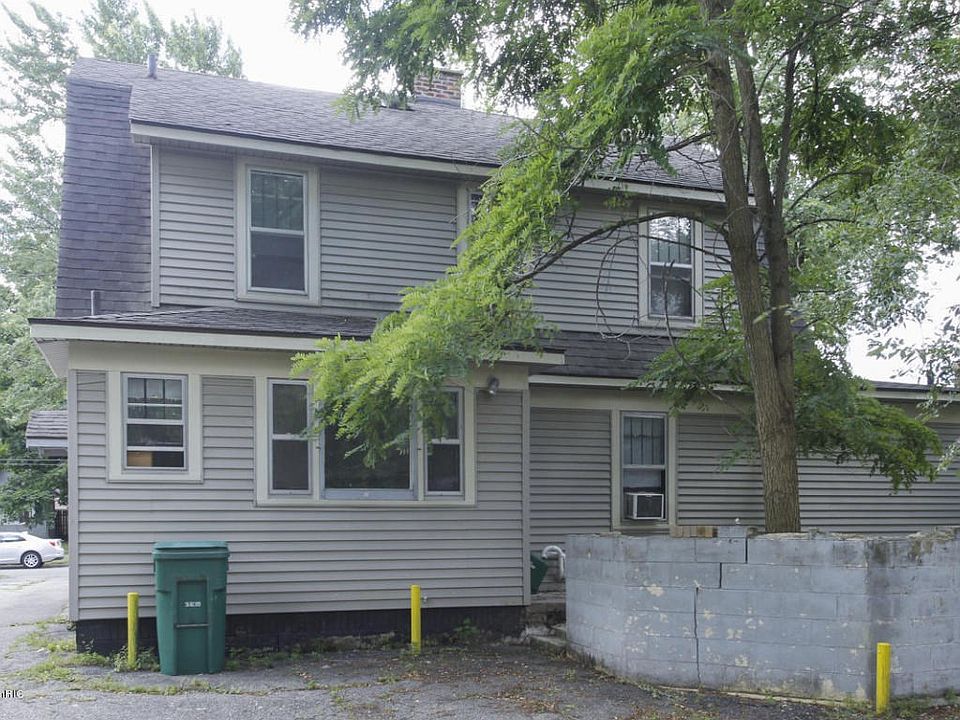 957 Vassar Dr-104
