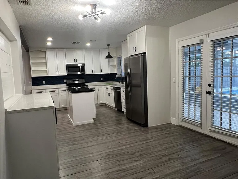 7118 Caloosa Ct — Photo 51