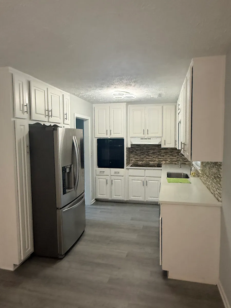 Building Photo - 2571 Bailey Dr