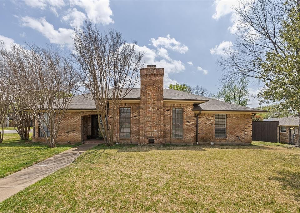 1st image of 432 Elisha Dr