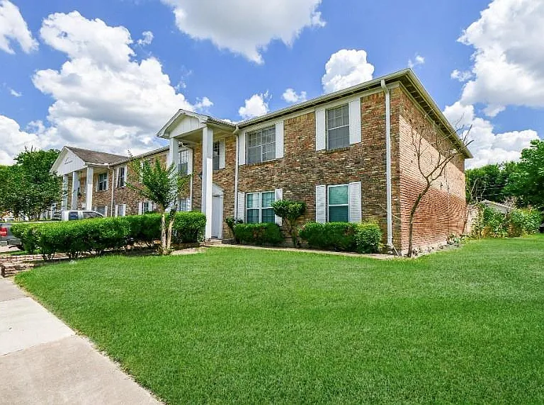 7233 Beechnut St #A — Photo 38
