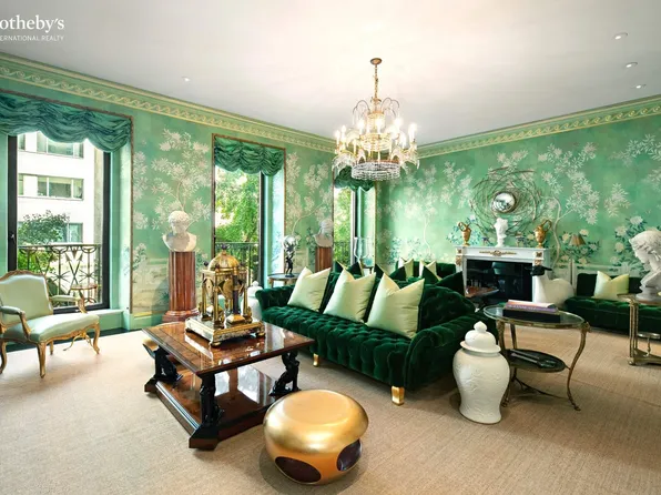 4 East 72nd Street image 1 of 14