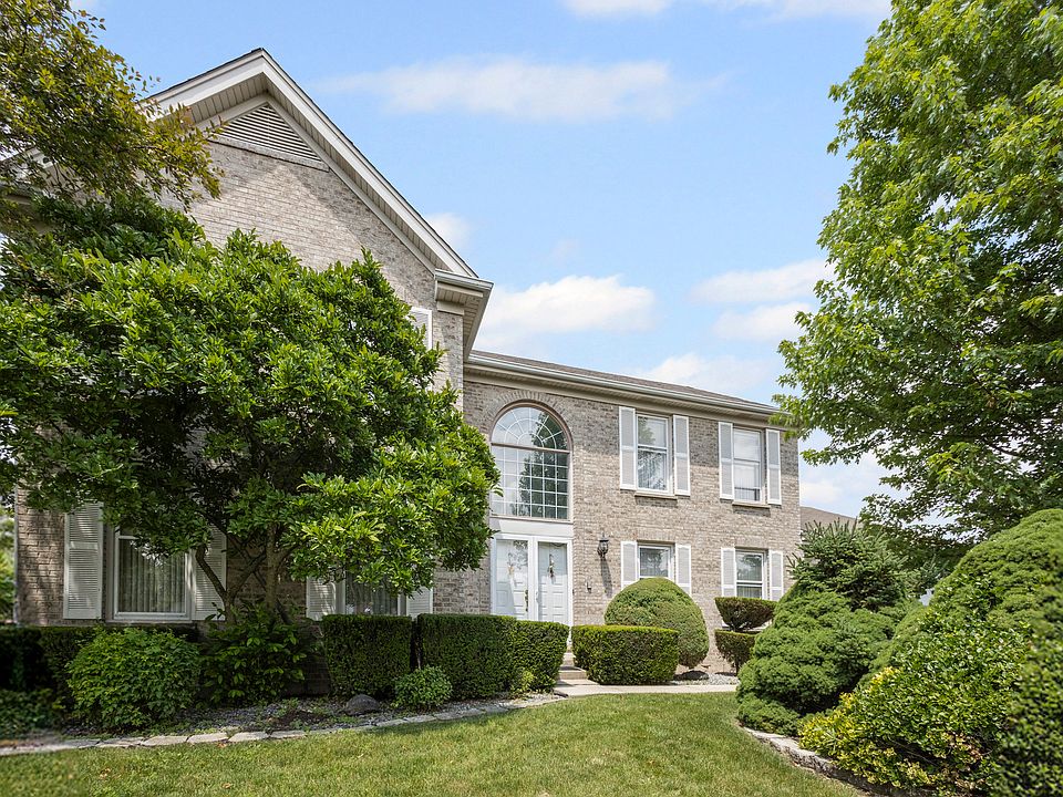 1st image of 730 Kylemore Dr