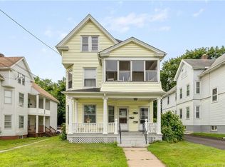 31 Trinity St, New Britain, CT 06051