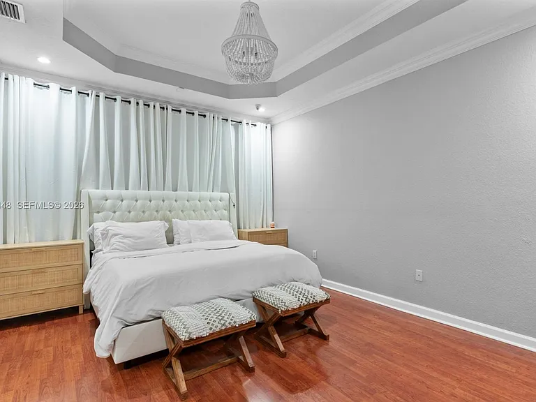 8133 SW 118th Ct — Photo 2