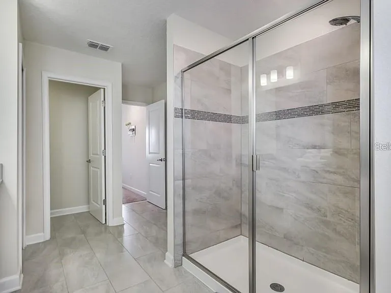 1561 Flange Dr — Photo 30