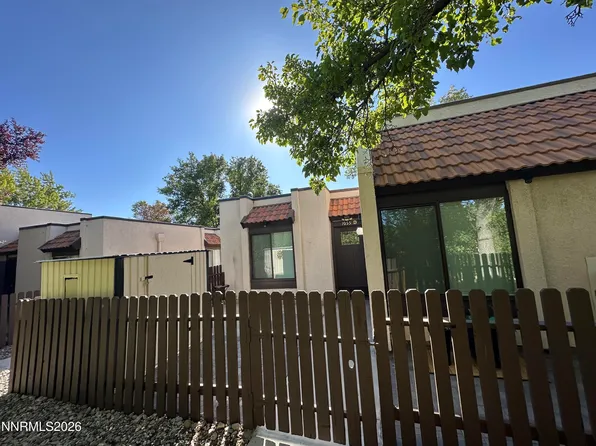 1055 Baywood Dr, Sparks, NV 89434