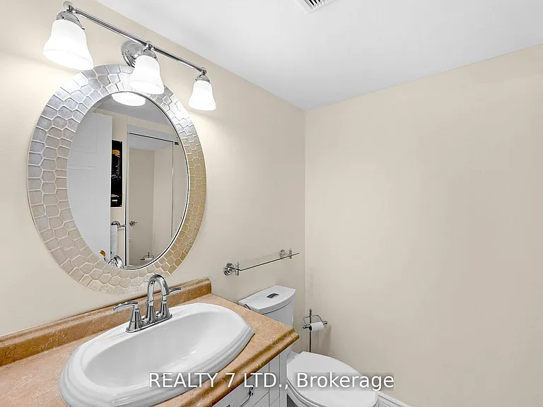 1270 Maple Crossing Blvd #412 — Photo 2