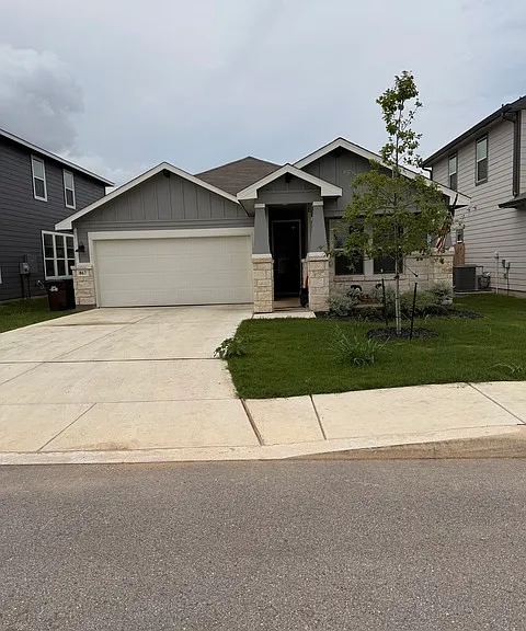 867 Shatterhand Blvd — Photo 1