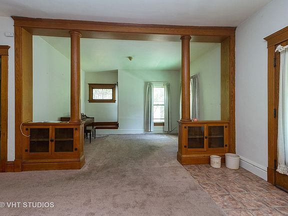 4th image of 779 S Greenwood Ave