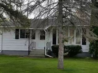 115 E High St, Wautoma, WI 54982