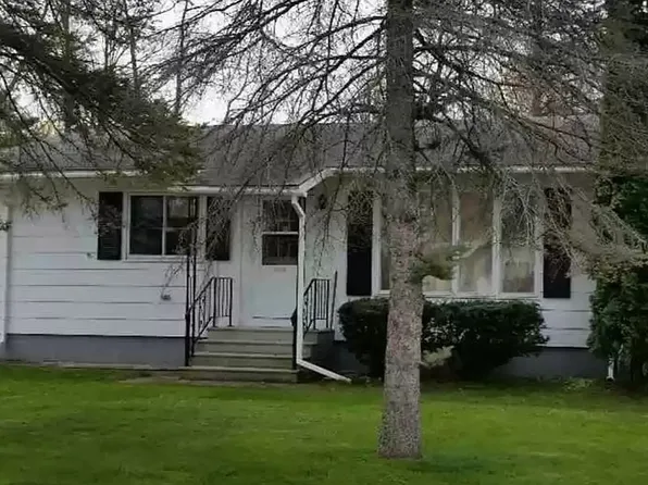 115 E High St, Wautoma, WI 54982