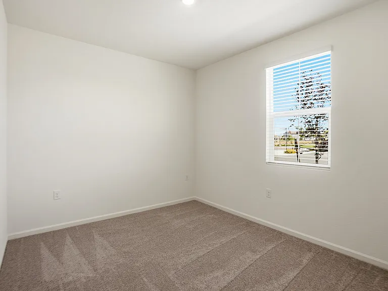 16047 Pirates Cove Ln — Photo 24