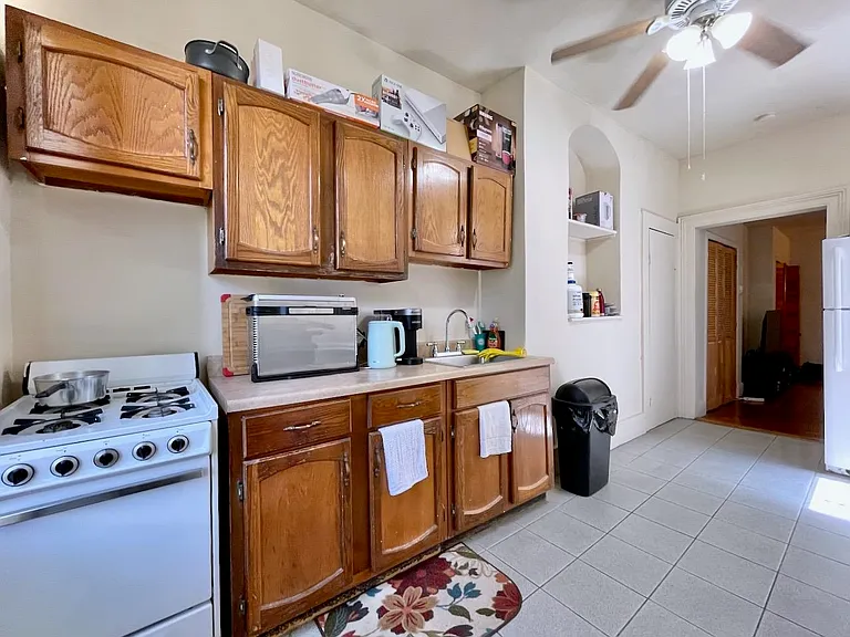 209 Ogden Ave #2 — Photo 12