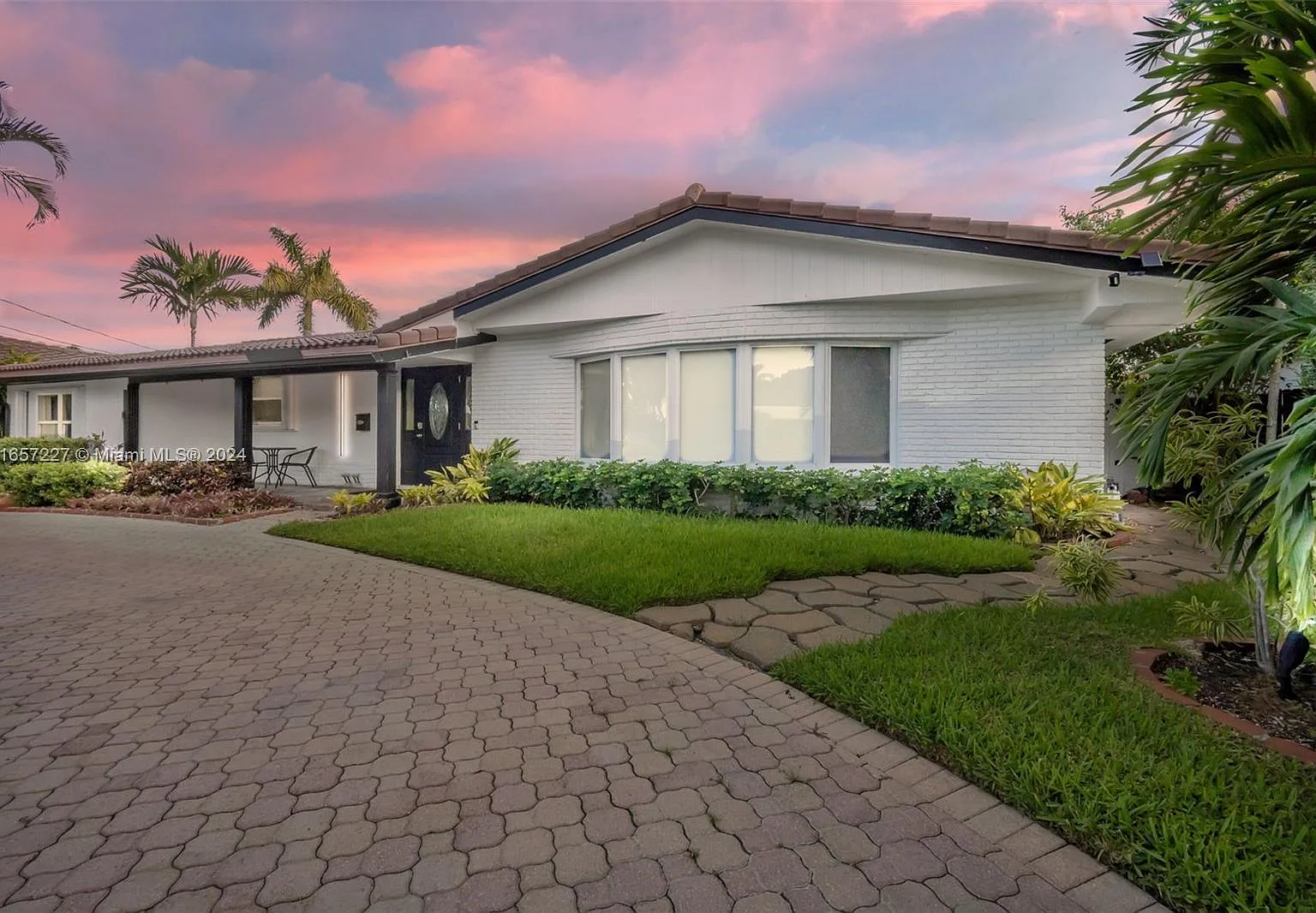 Coral Ridge Isles — Photo 4