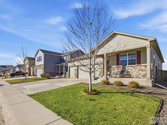 3rd image of 916 Birchdale Ct