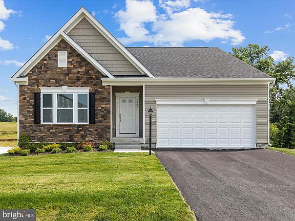 2nd image of 262 Quillworth Rd