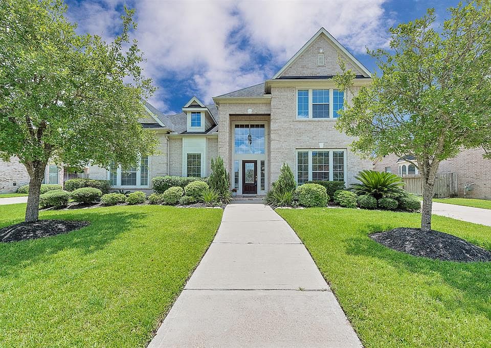 1st image of 3923 Bell Hollow Ln