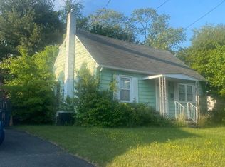 34 Collins Rd, Hamilton, NJ 08619