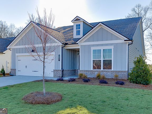 3rd image of 184 Oakdale Rd #35