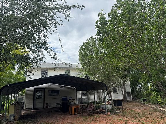 5th image of 635 Victoria Ave