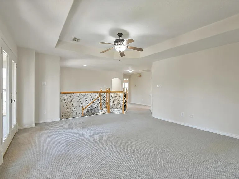 8114 Hideaway Lake Cir — Photo 26