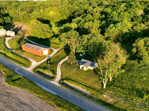 4588 N State Route 100, Havana, IL 62644