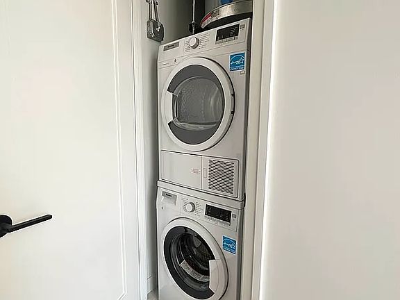 5th image of 564 Saint Johns Pl APT 701