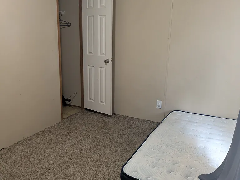 203 E Lincoln St #4 — Photo 12