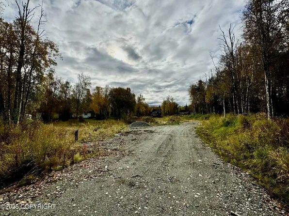 4500 E Starwood Dr, Wasilla, AK 99654