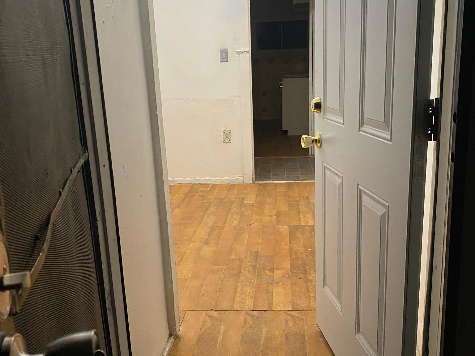 Studio, 500 sqft, $735 — Photo 1
