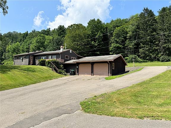 2nd image of 160 Halfway House Rd