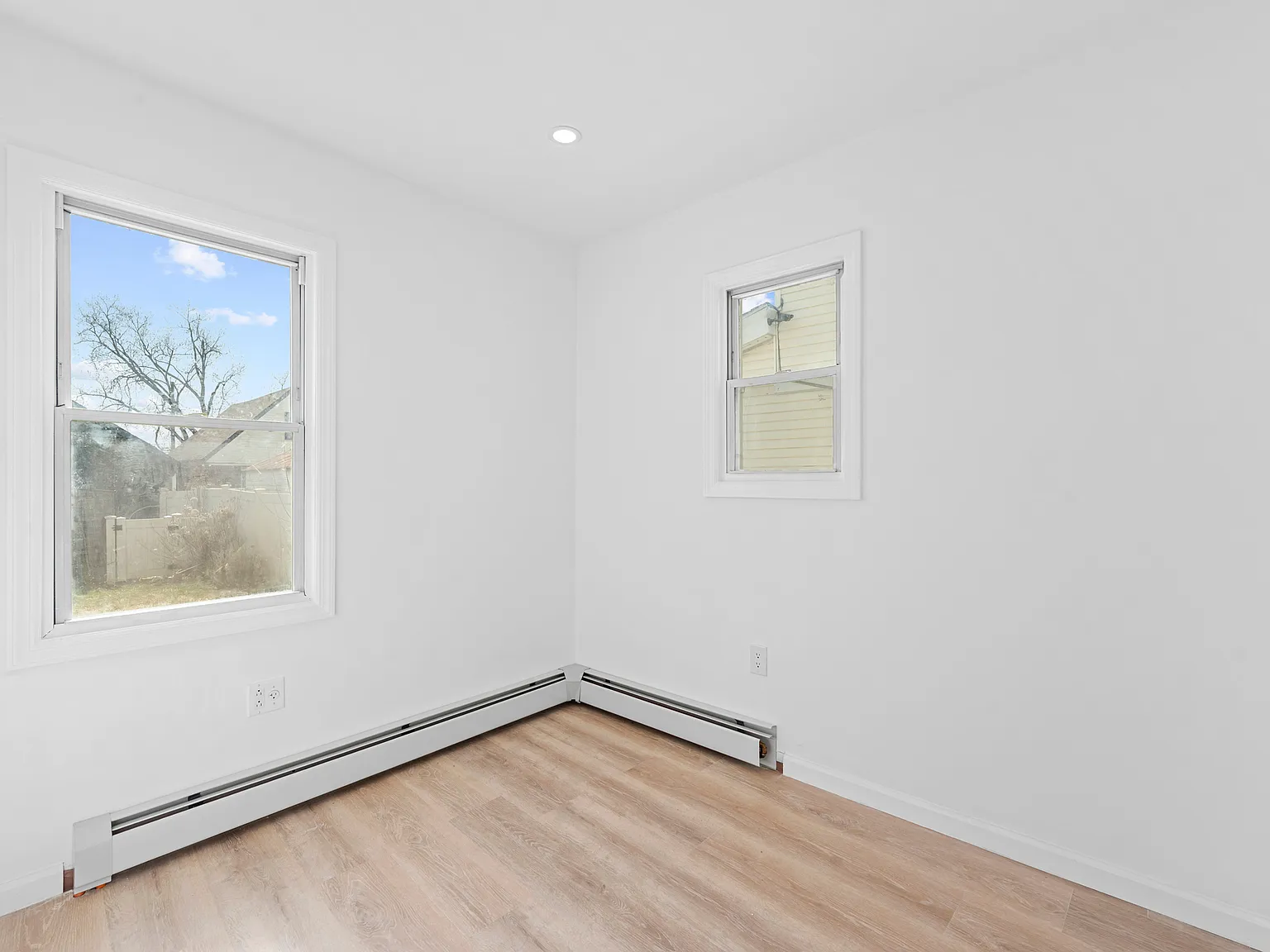 219-08 131st Ave — Photo 2