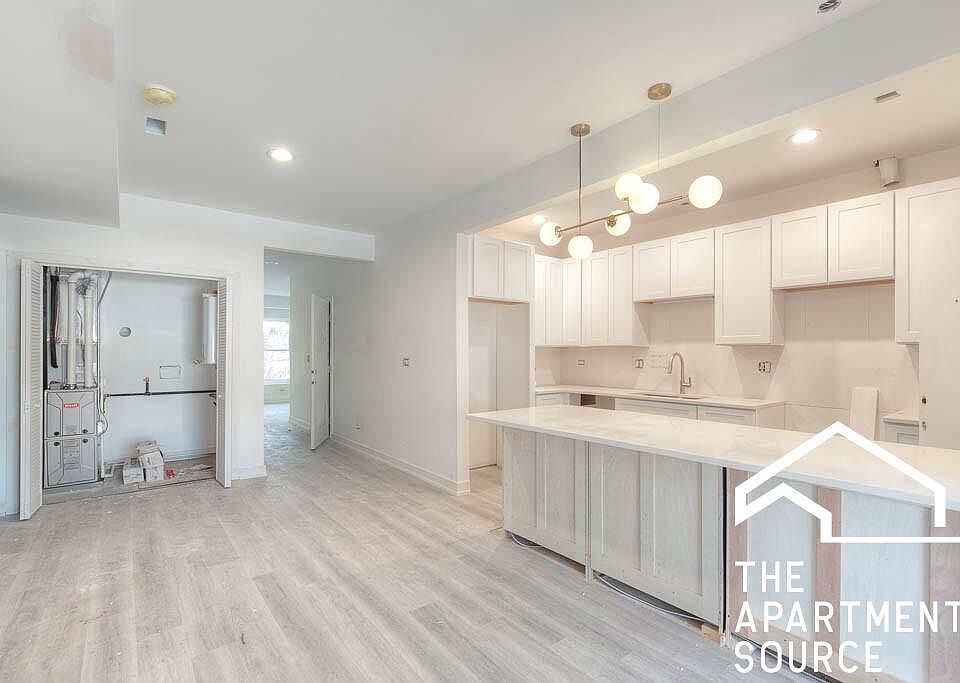 1st image of 4938 N Saint Louis Ave #1S