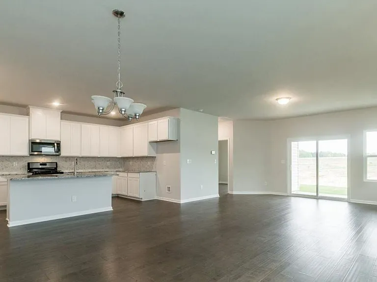 219 Watauga Lake Dr — Photo 10