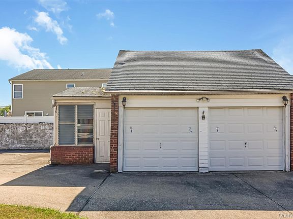 3rd image of 38 Buchanan Avenue