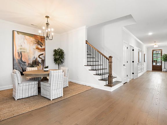 4th image of 7829 Lemonade St